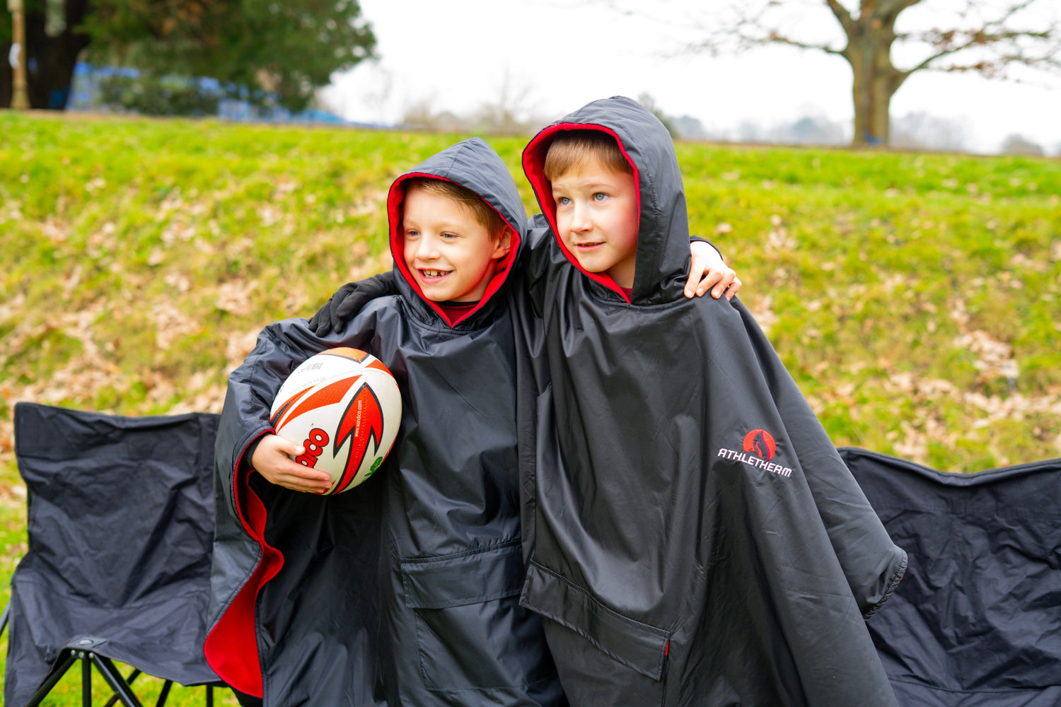 5 Reasons Ponchos Are Better Than Jackets for Kids